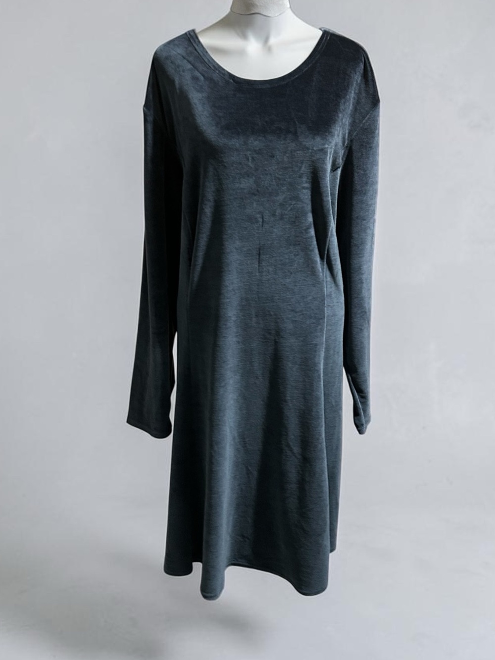 Lane Bryant Grey/ blue velvet long sleeve Size: 2X/3X